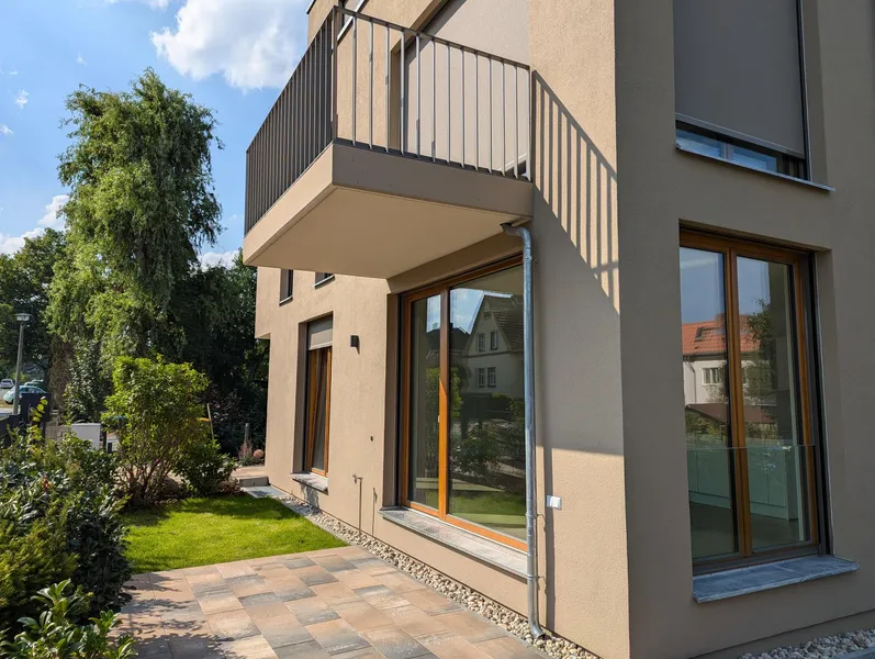 Exklusives Wohnen im Grünen mit eigenem Garten — photo 1